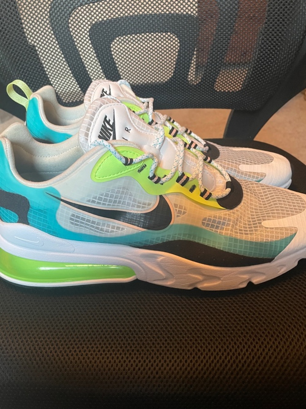 Nike Air Max 270 React Runner - White / Teal / Neon Green
